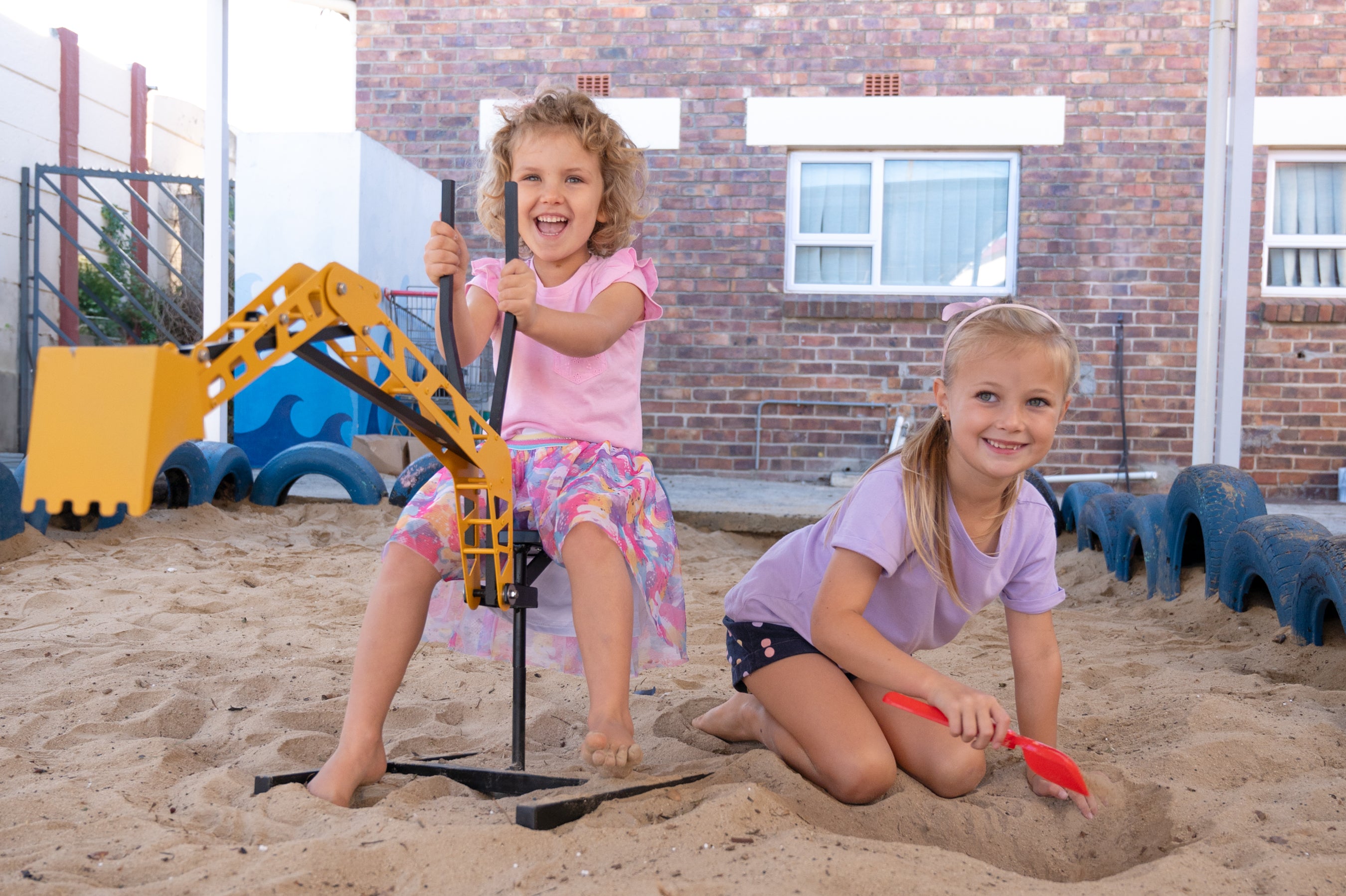 The BOSKAT Sandpit excavator